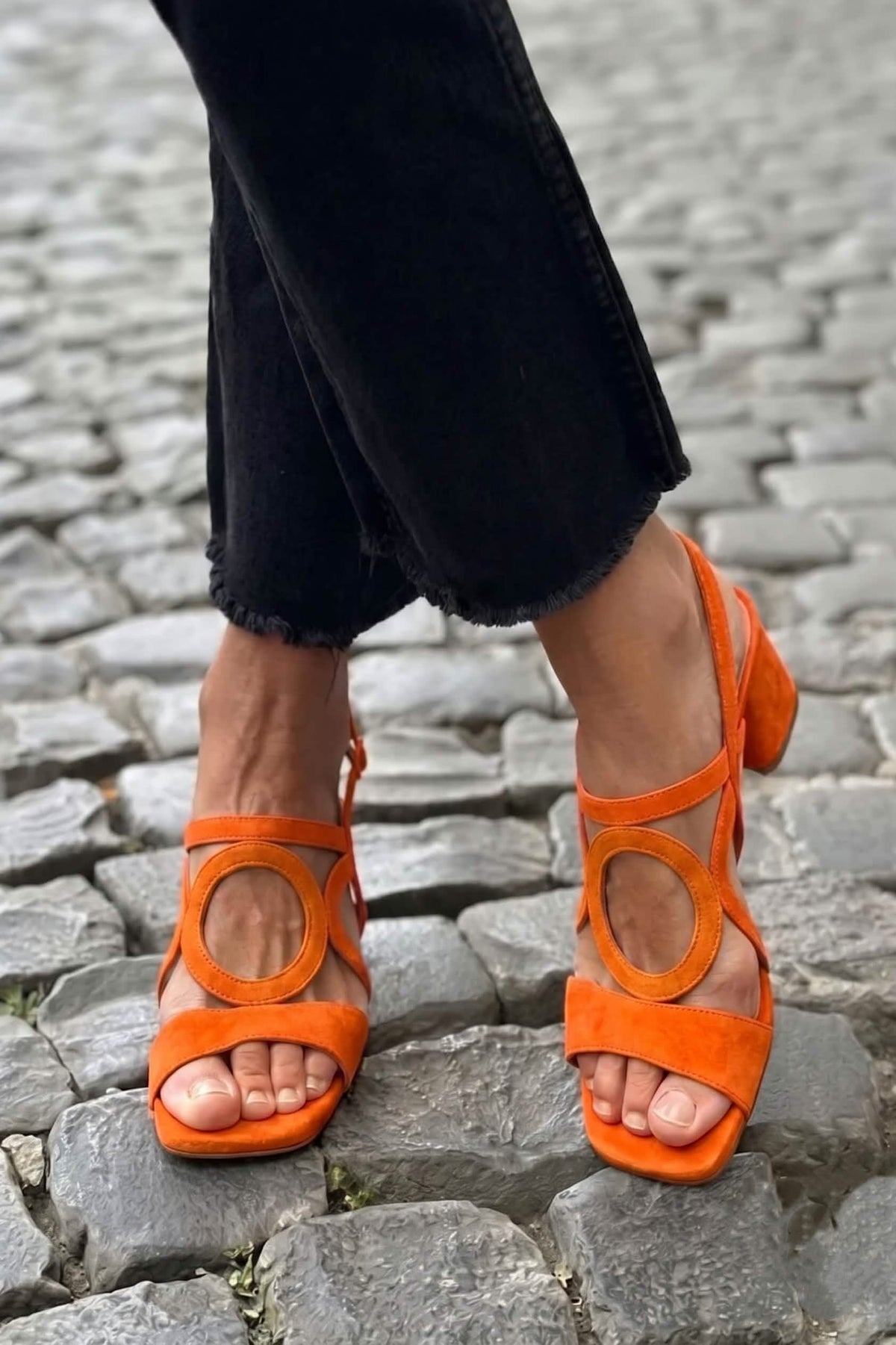 Ursula | Circle Strap Block Heel Sandals