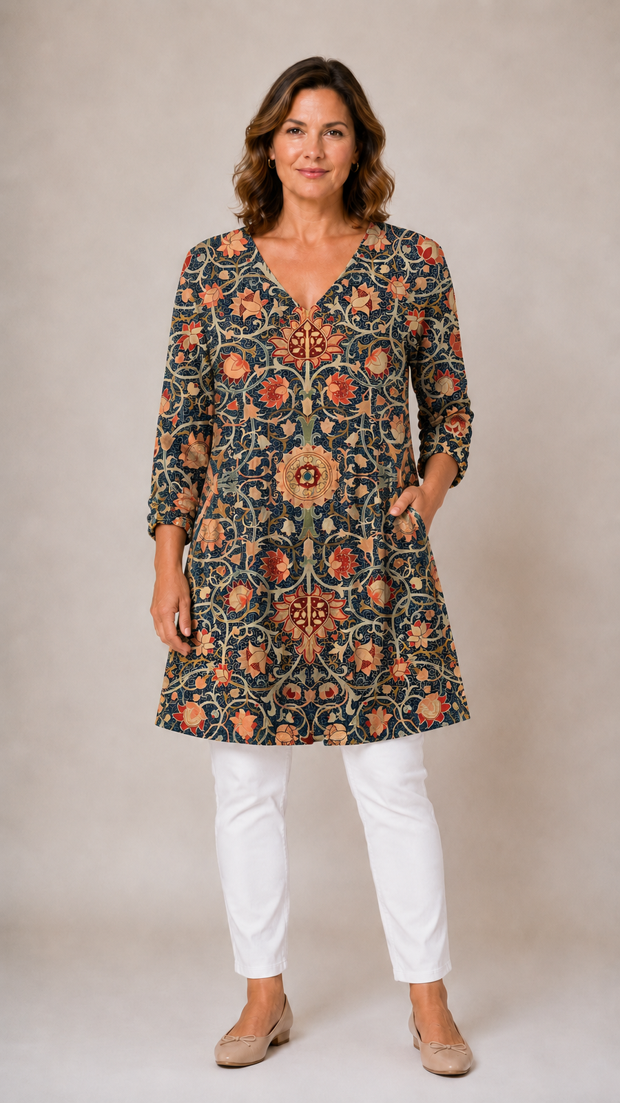 Lilian | Long Blouse with V-Neck